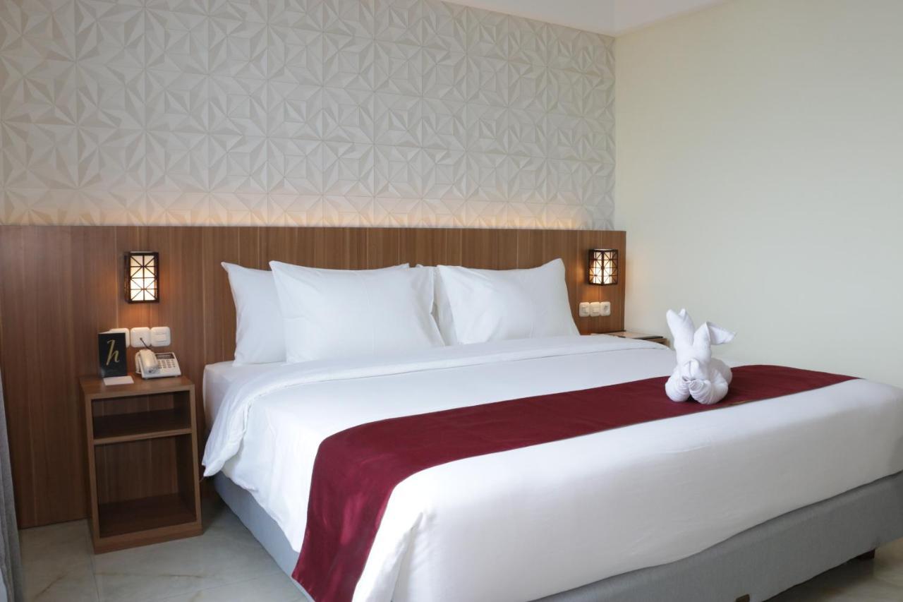 Horison Sentani Hotel Nefaar ภายนอก รูปภาพ