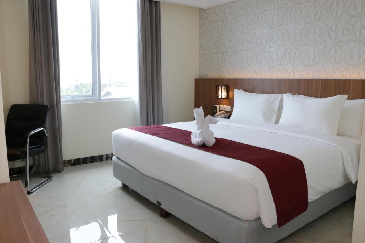 Horison Sentani Hotel Nefaar ภายนอก รูปภาพ