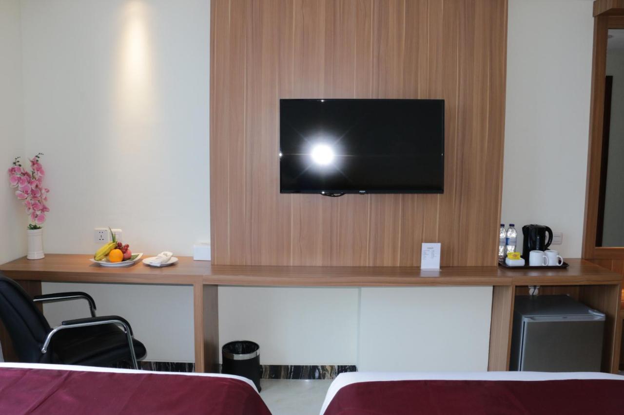 Horison Sentani Hotel Nefaar ภายนอก รูปภาพ
