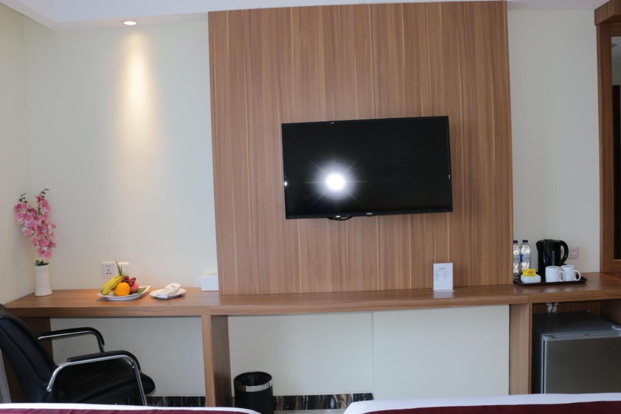 Horison Sentani Hotel Nefaar ภายนอก รูปภาพ