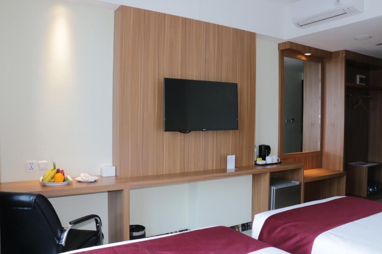 Horison Sentani Hotel Nefaar ภายนอก รูปภาพ
